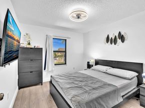 531 NW 207th Ave, Pembroke Pines FL 33029
