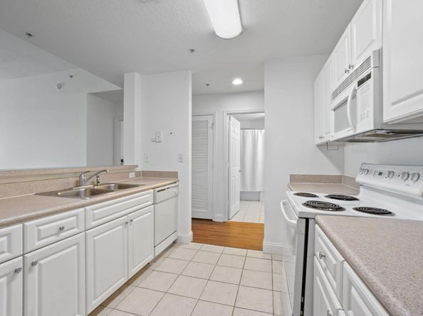 1200 Town Center Drive 401, Jupiter FL 33458