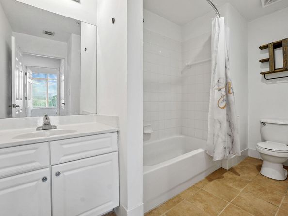 1200 Town Center Drive 401, Jupiter FL 33458