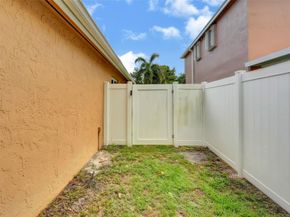 9581 Boulder St, Miramar FL 33025
