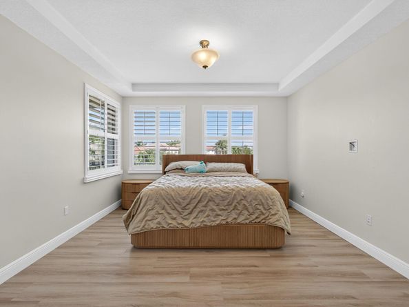 9480 Mcaneeny Court, Wellington FL 33414