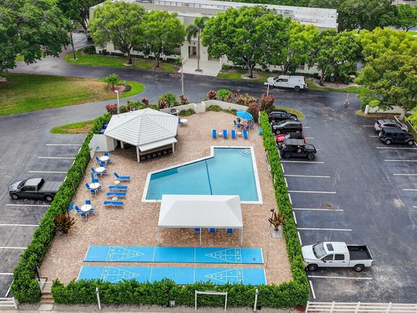 769 Jeffery Street 2203, Boca Raton FL 33487