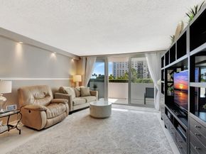 1701 S Flagler Drive 203, West Palm Beach FL 33401