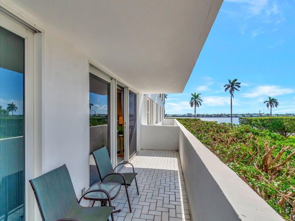 1701 S Flagler Drive 203, West Palm Beach FL 33401