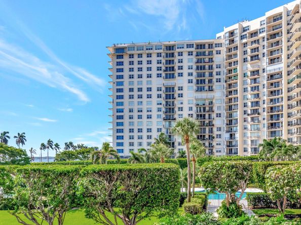 1701 S Flagler Drive 203, West Palm Beach FL 33401
