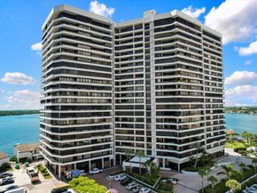 100 Lakeshore Drive 1757, North Palm Beach FL 33408