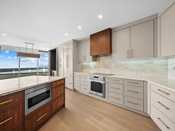 100 Lakeshore Drive 1757, North Palm Beach FL 33408