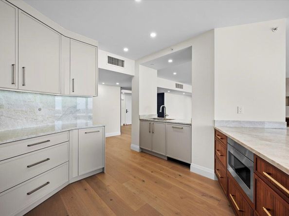 100 Lakeshore Drive 1757, North Palm Beach FL 33408