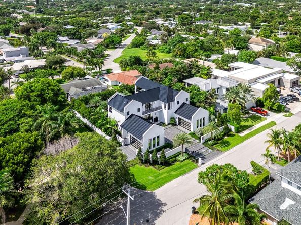202 NW 7th St, Delray Beach FL 33444