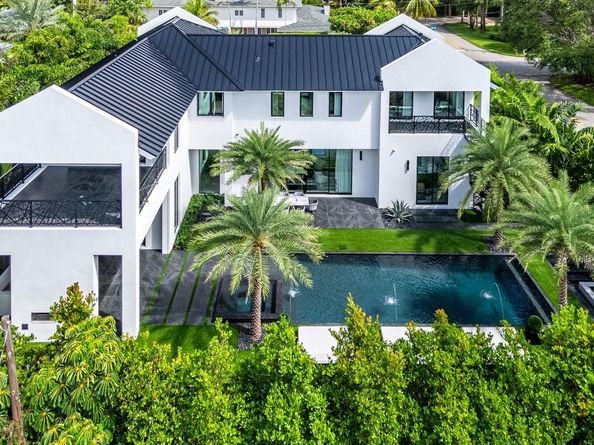 202 NW 7th St, Delray Beach FL 33444