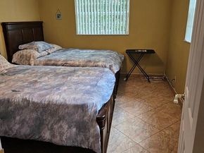 4000 NW 44 Ave 210, Lauderdale Lakes FL 33319