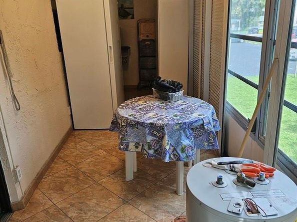 4000 NW 44 Ave 210, Lauderdale Lakes FL 33319