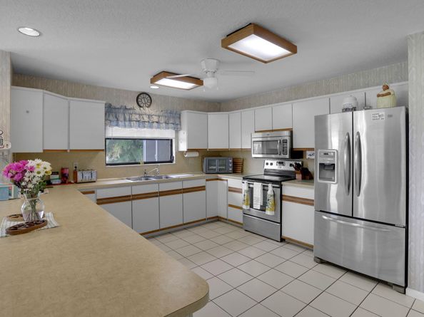 4017 Palo Verde Dr, Boynton Beach FL 33436