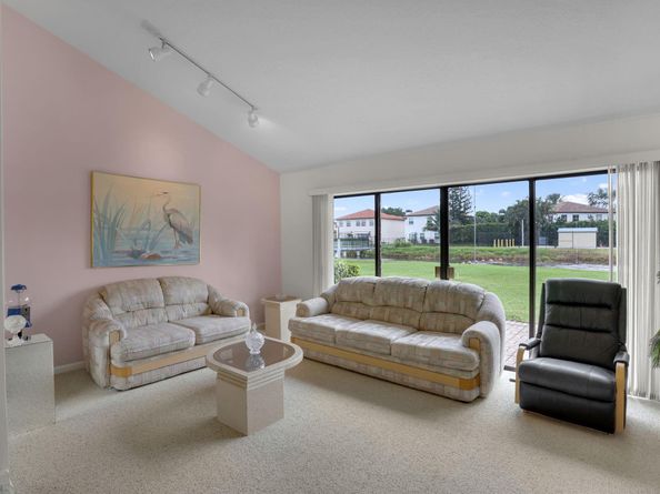 4017 Palo Verde Dr, Boynton Beach FL 33436