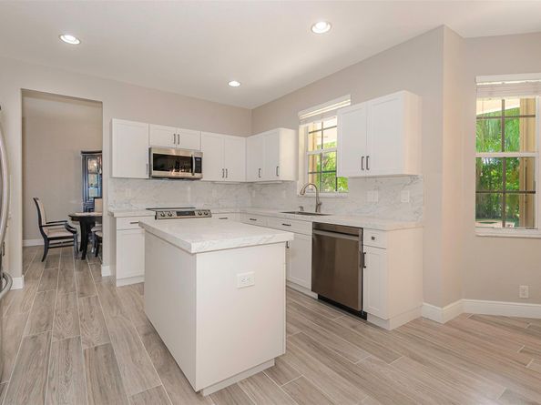 863 Vanda Ter, Weston FL 33327