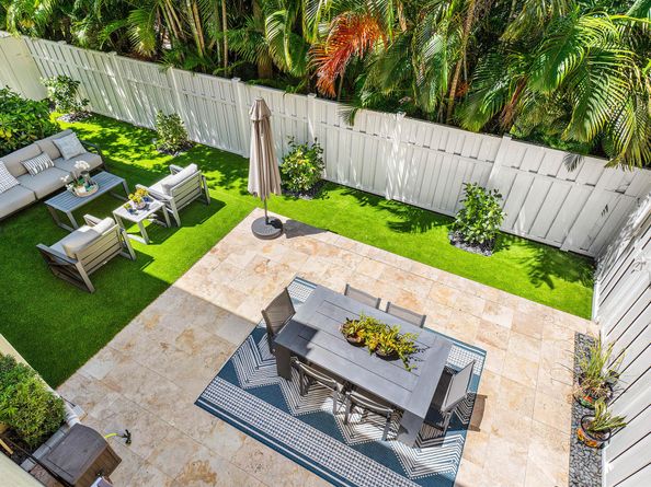 121 Via Poinciana Lane, Boca Raton FL 33487