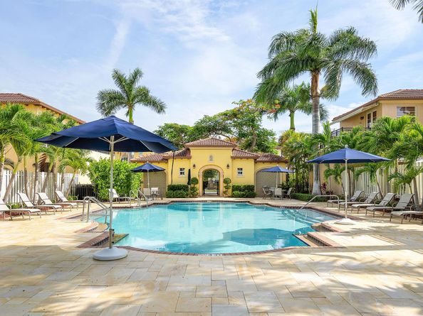 121 Via Poinciana Lane, Boca Raton FL 33487