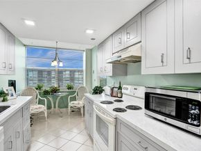 1100 Saint Charles Pl 612, Pembroke Pines FL 33026