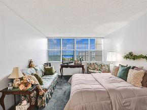 1100 Saint Charles Pl 612, Pembroke Pines FL 33026
