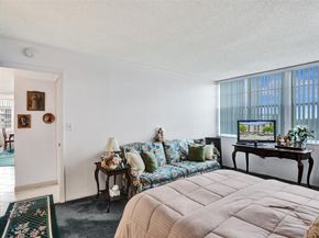 1100 Saint Charles Pl 612, Pembroke Pines FL 33026