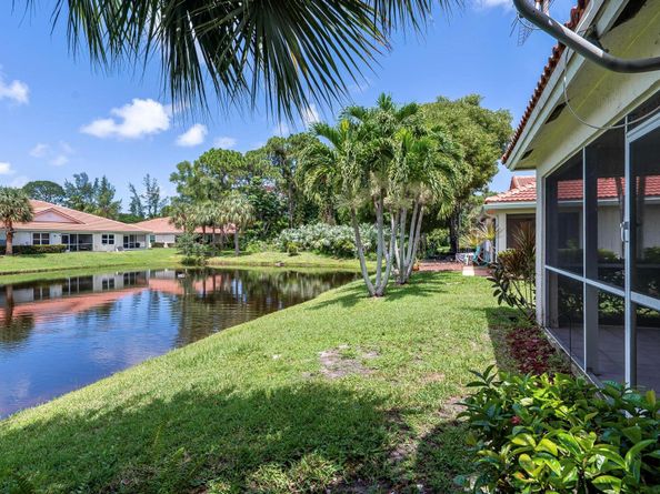 5057 S La Sedona Cir, Delray Beach FL 33484