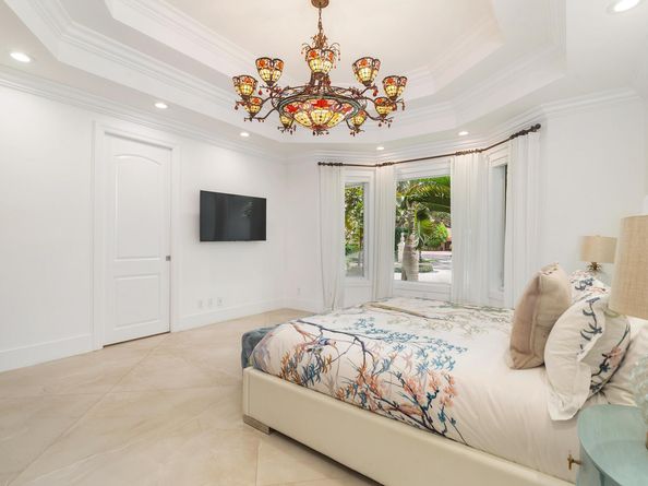 1504 Breakers West Boulevard, West Palm Beach FL 33411