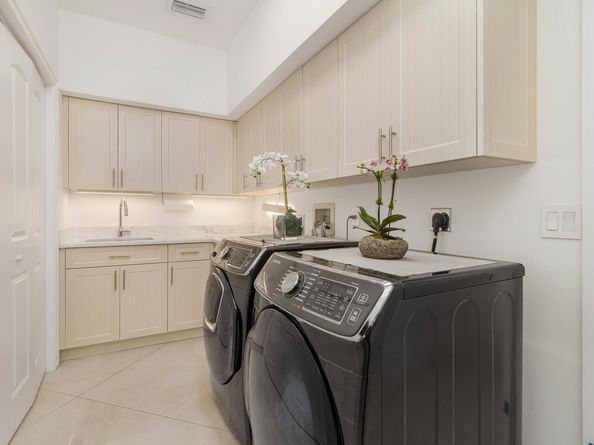 1504 Breakers West Boulevard, West Palm Beach FL 33411