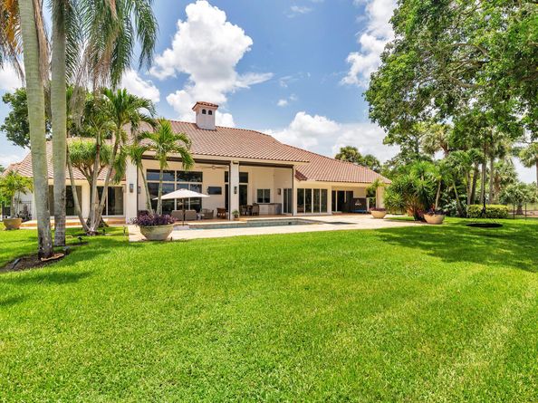 1504 Breakers West Boulevard, West Palm Beach FL 33411