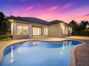 7098 NW 111th Ter, Parkland FL 33076