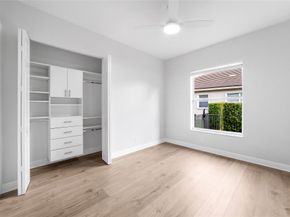 7098 NW 111th Ter, Parkland FL 33076