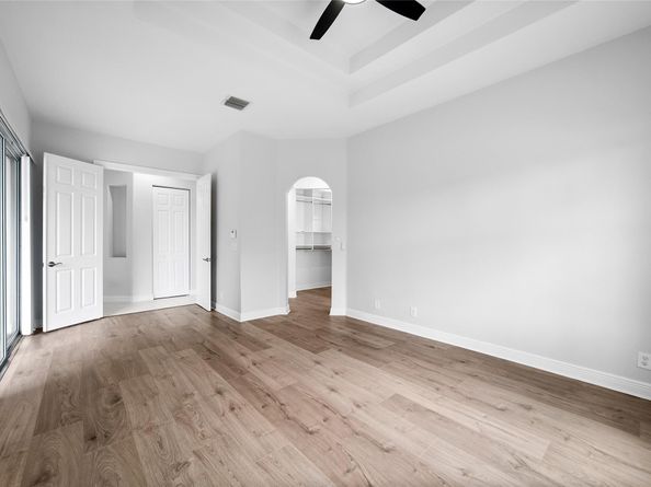 7098 NW 111th Ter, Parkland FL 33076