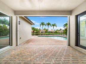 7098 NW 111th Ter, Parkland FL 33076