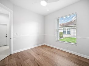 7098 NW 111th Ter, Parkland FL 33076