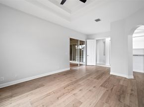7098 NW 111th Ter, Parkland FL 33076