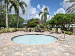 7098 NW 111th Ter, Parkland FL 33076