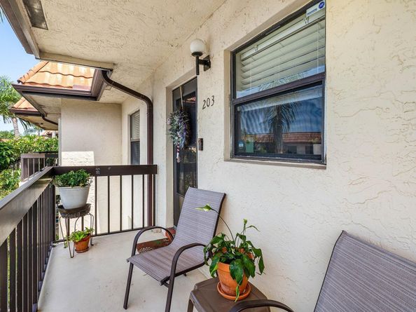 7142 Golf Colony Court 203, Lake Worth FL 33467