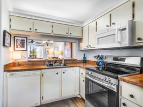 7142 Golf Colony Court 203, Lake Worth FL 33467
