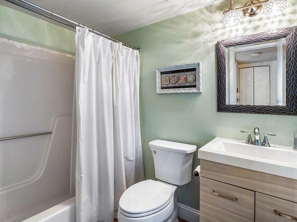 7142 Golf Colony Court 203, Lake Worth FL 33467