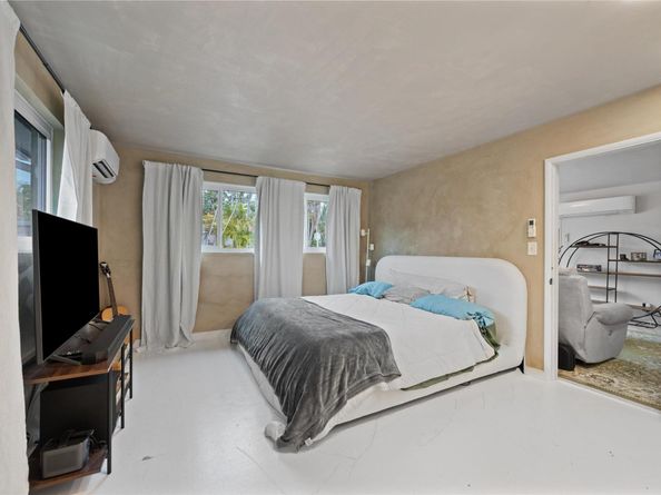 2121 Parker Avenue, West Palm Beach FL 33401