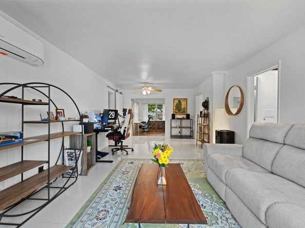 2121 Parker Avenue, West Palm Beach FL 33401