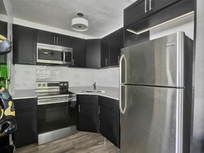 623 NW 11 Avenue 1-3, Fort Lauderdale FL 33311