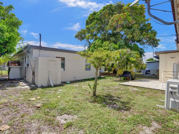 623 NW 11 Avenue 1-3, Fort Lauderdale FL 33311