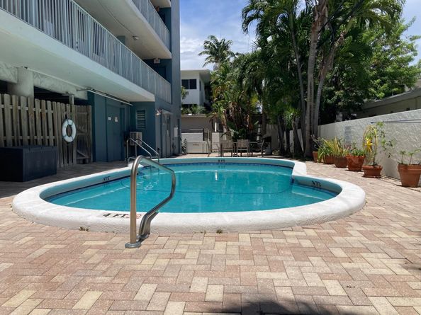 524 Orton Ave 701, Fort Lauderdale FL 33304