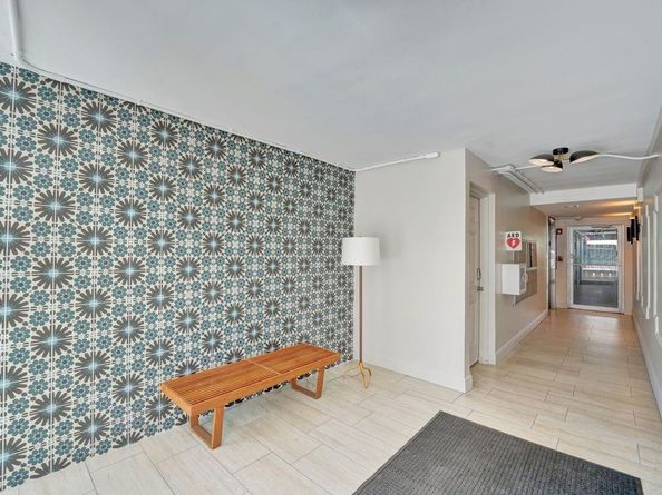 524 Orton Ave 701, Fort Lauderdale FL 33304