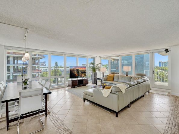 524 Orton Ave 701, Fort Lauderdale FL 33304