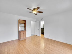 225 SE 11th Ave 225, Pompano Beach FL 33060
