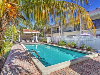 225 SE 11th Ave
