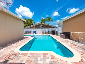 1827 Shadow Creek Road, Greenacres FL 33413