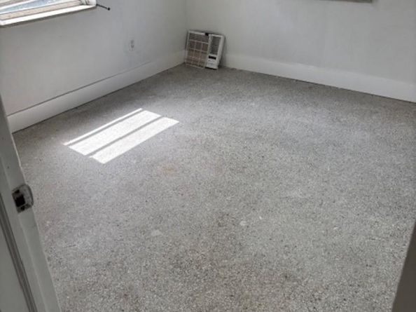 1695 NE 175th St, North Miami Beach FL 33162