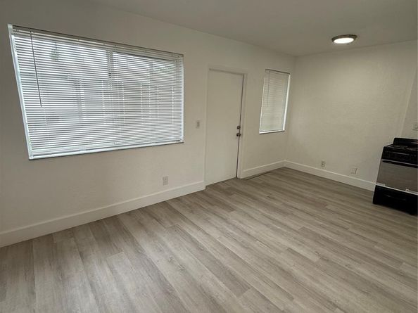 2213 Lincoln St 4, Hollywood FL 33020